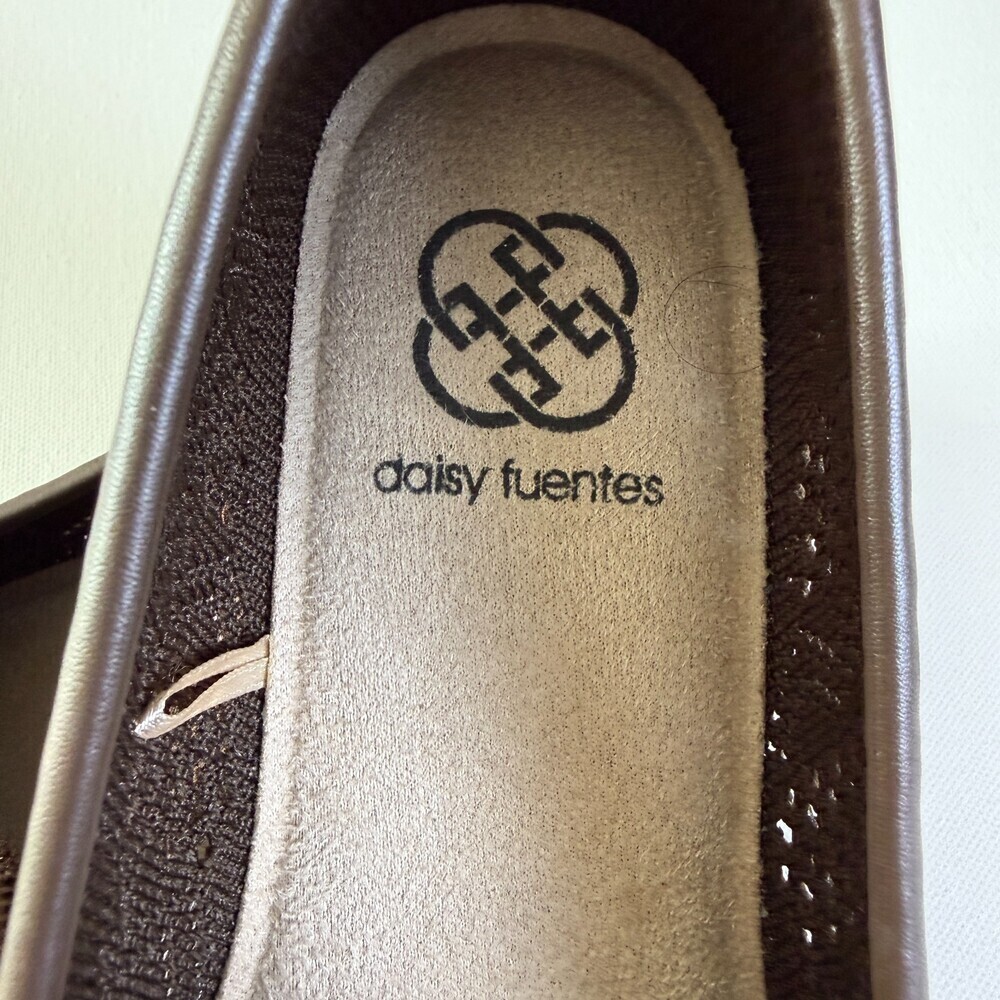 Daisy Fuentes Brown Knit Moccasin-Style Loafers, Women's Sz 6.5W, NWOT - Picture 3 of 12
